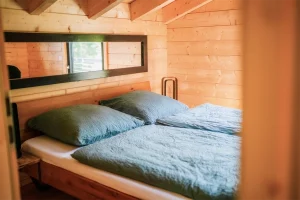 camping langenwald langenwald lodge schlafzimmer beitragsbild